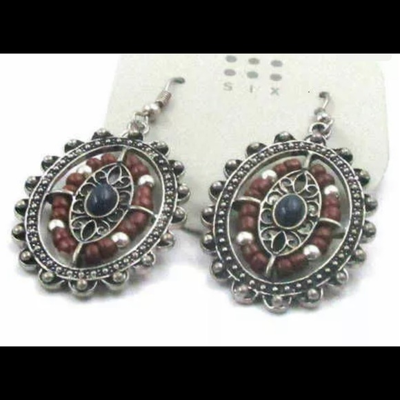 New. Delicate Beauty Bead Dangle Earrings - Picture 2 of 2